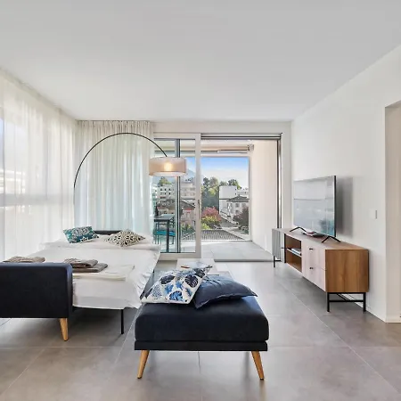 Loctowers A4-5-4 By Interhome ロカルノ